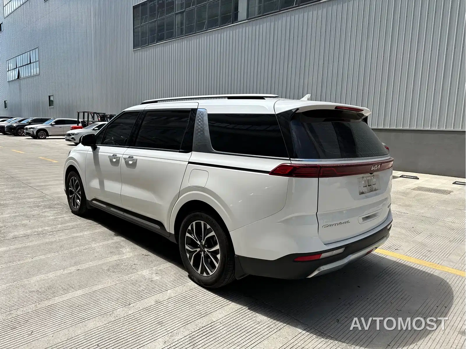 Kia Carnival 2021 2.0T Flagship Edition — фото 6