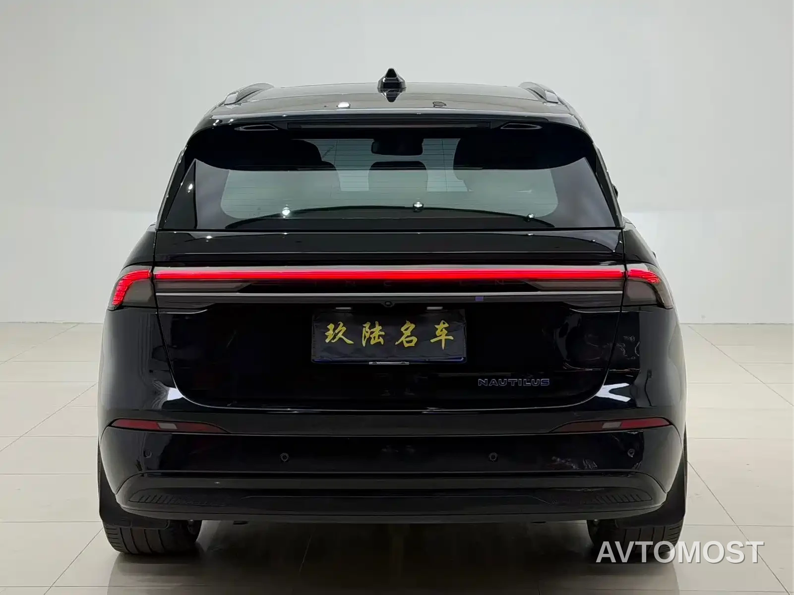 Lincoln Nautilus 2023 2.0T AWD Zun Rui Hybrid Edition — фото 14