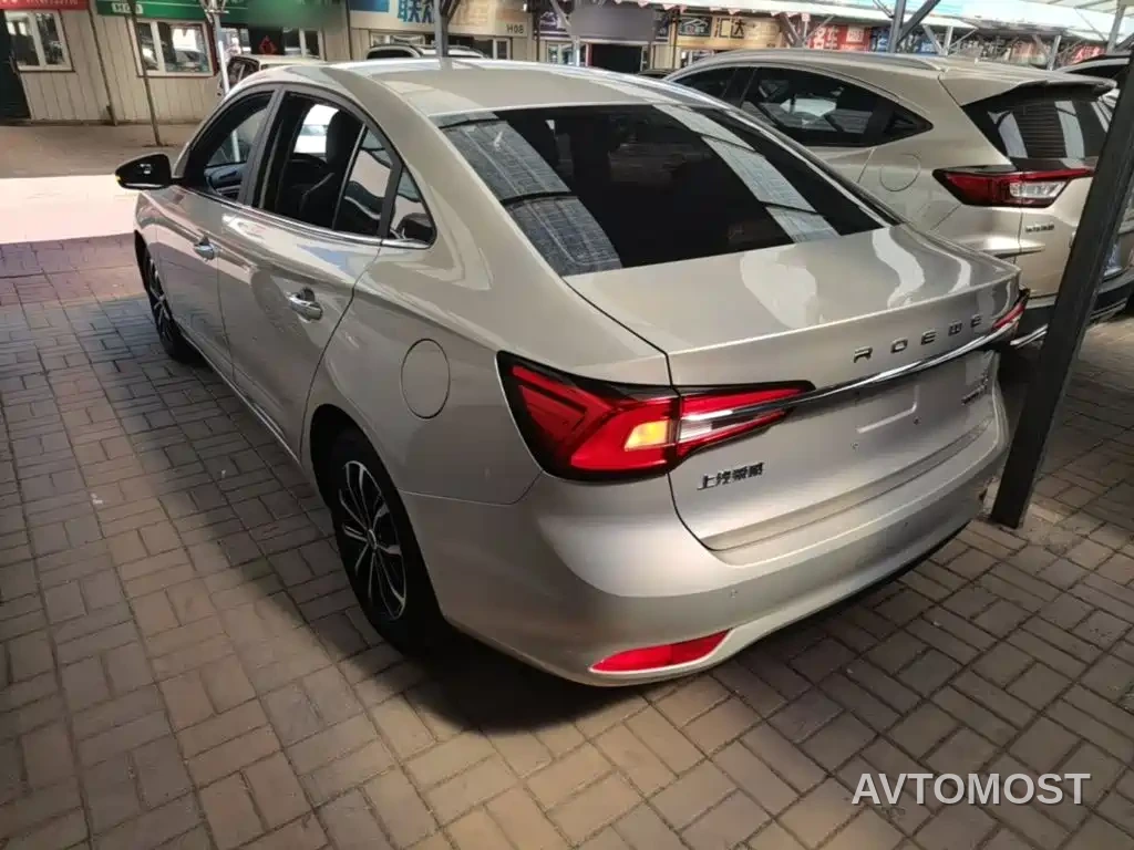 Roewe i5 2020 1.5L Manual 4G Connected Premium Flagship Edition — фото 5