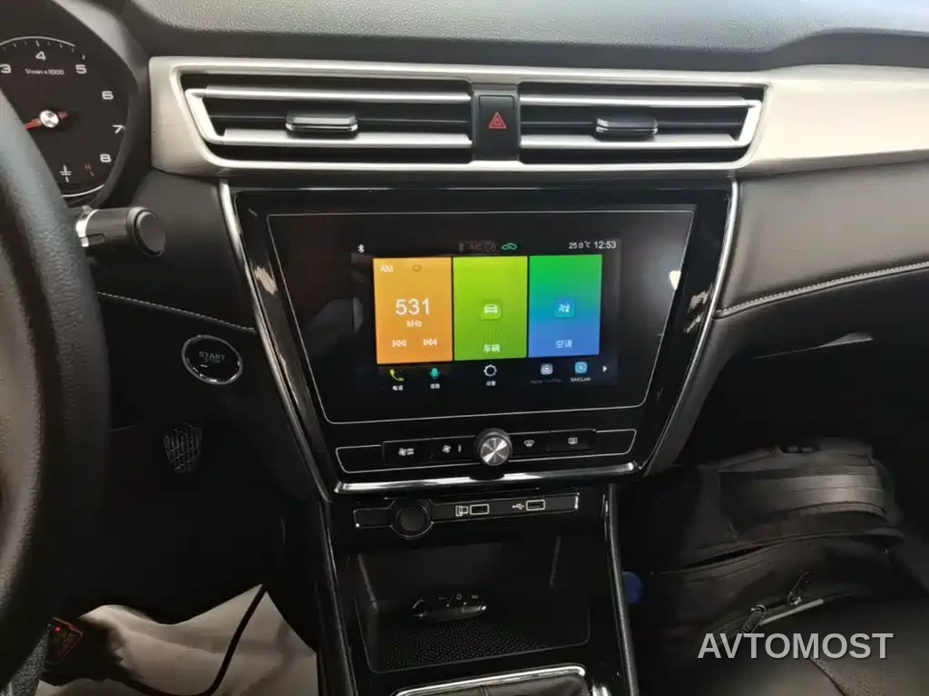 Roewe i5 2020 1.5L Manual 4G Connected Premium Flagship Edition — фото 13