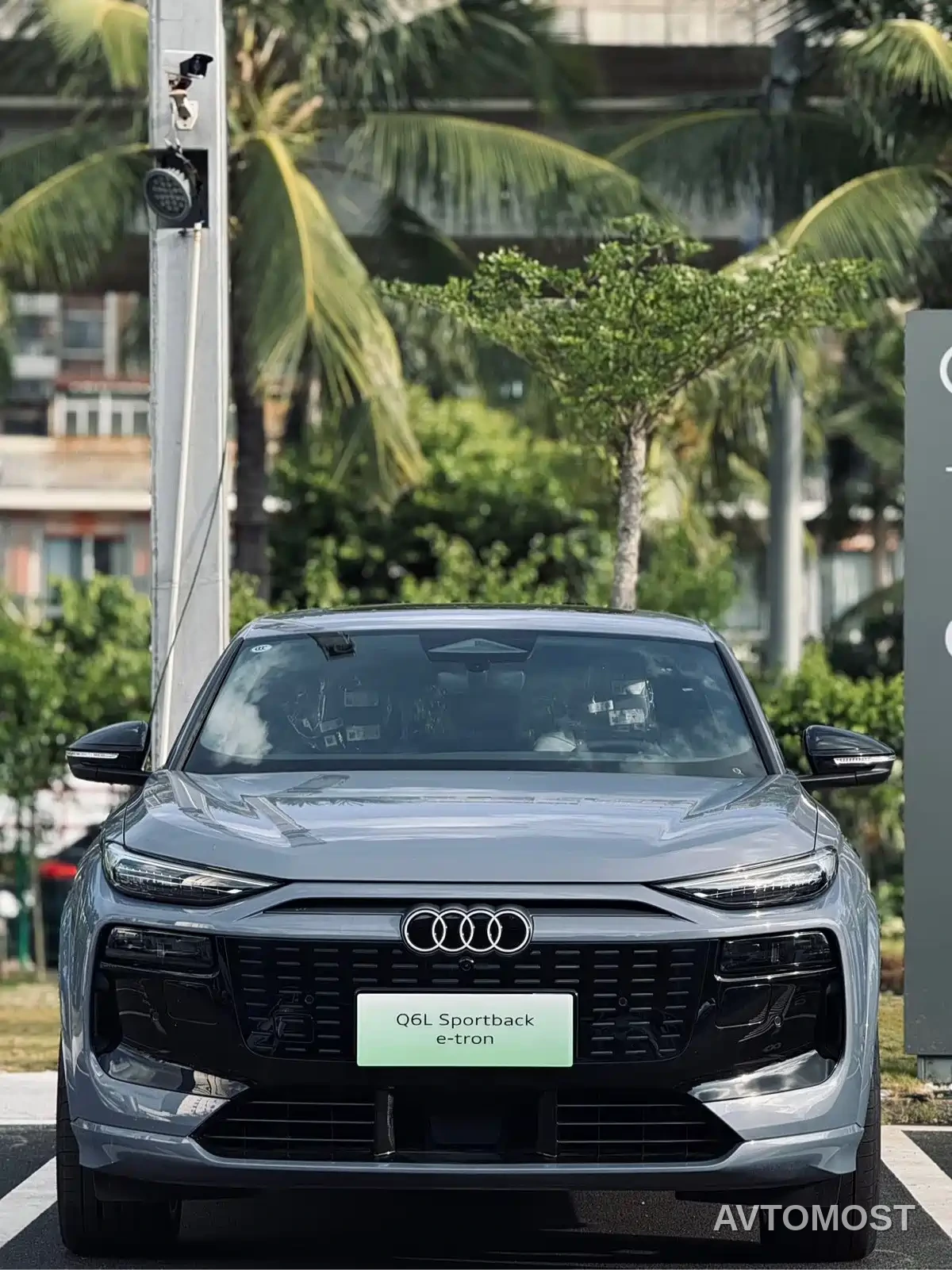 Audi Q6L Sportback e-tron 2025 Model Ultra Long Range Edition — фото 2