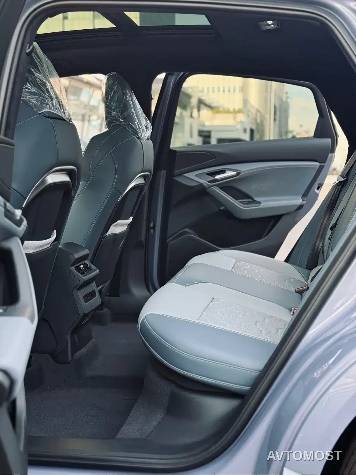 Audi Q6L Sportback e-tron 2025 Model Ultra Long Range Edition — фото 11