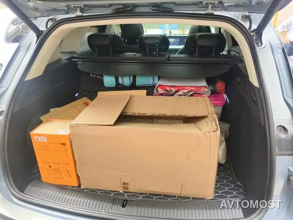 VOYAH FREE 2021 AWD Standard Range Extender Exclusive Luxury Package — фото 5