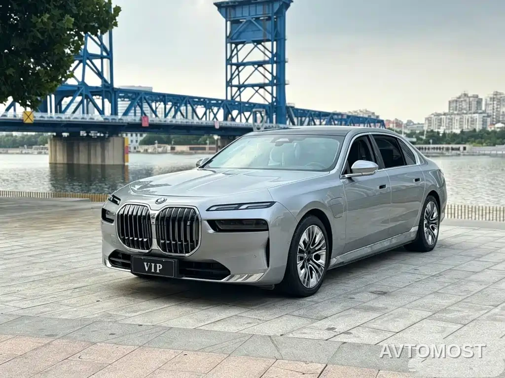 BMW i7 2023 eDrive50L Leading M Sport Package — фото 1