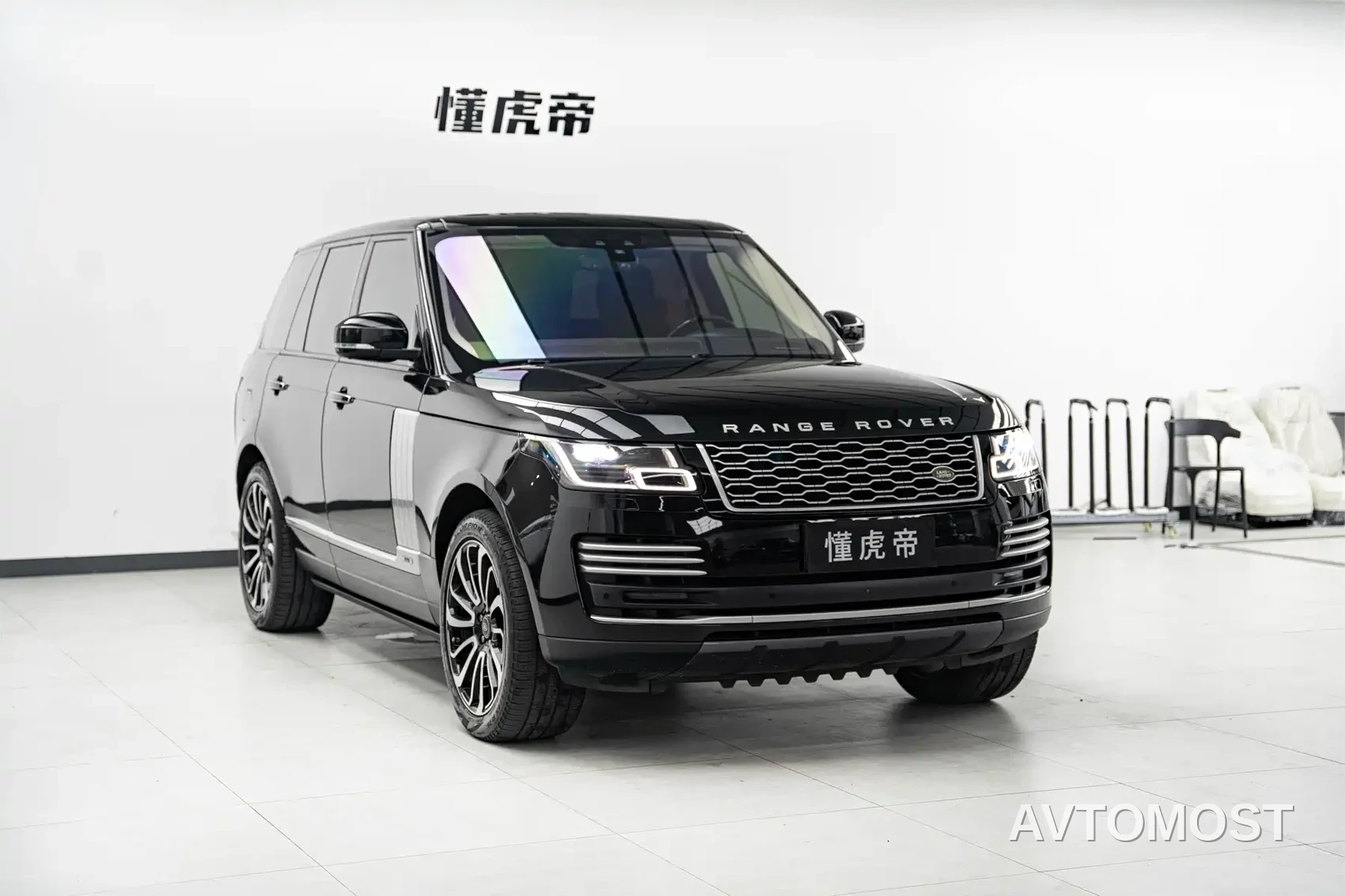 Land Rover Range Rover 2020 3.0 L6 Shengshi Edition — фото 3
