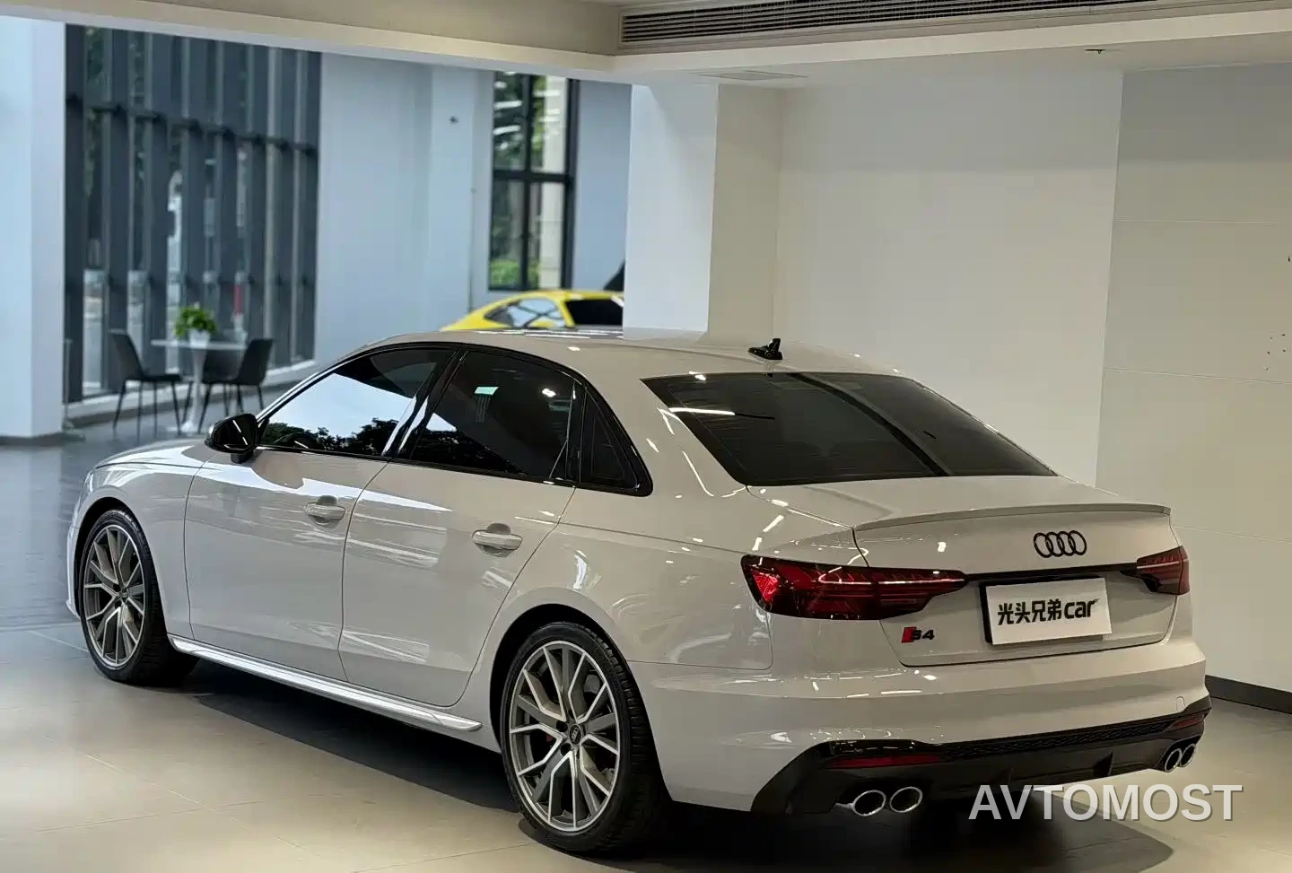 Audi S4 2023 S4 3.0TFSI — фото 2