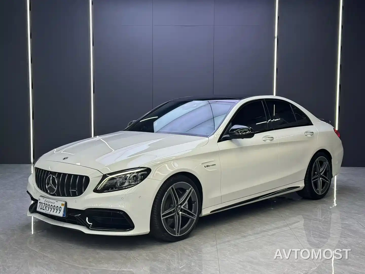 Mercedes-Benz C-Class AMG 2021 AMG C 63 — фото 1