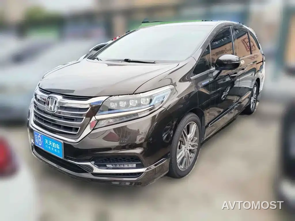 Honda Elysion 2019 2.0L Hybrid Luxury Edition — фото 1
