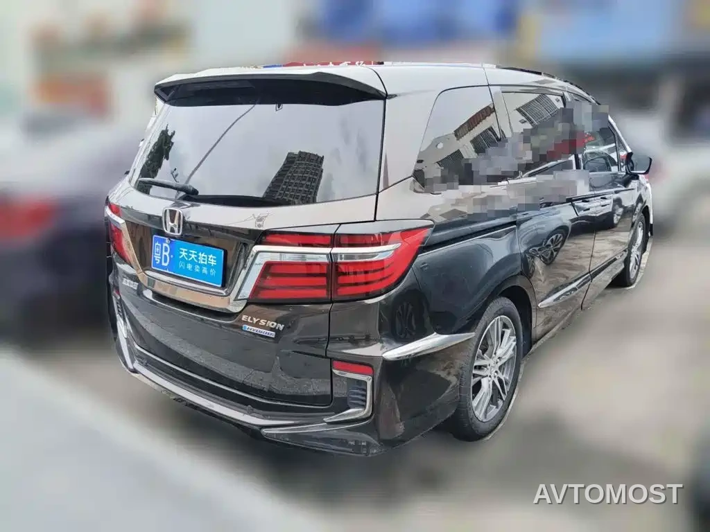 Honda Elysion 2019 2.0L Hybrid Luxury Edition — фото 2