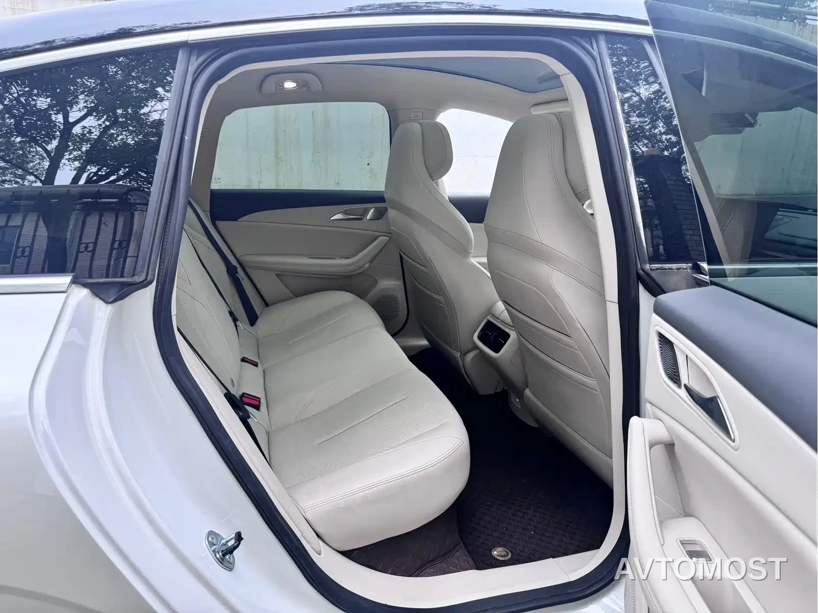 Dongfeng Fengxing Stellar S7 2024 555 Light Enjoyment Edition — фото 7