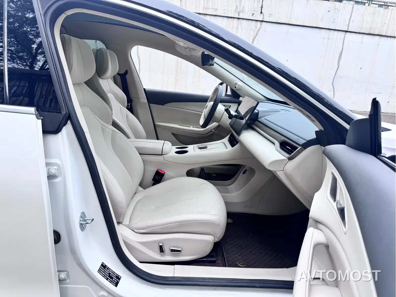 Dongfeng Fengxing Stellar S7 2024 555 Light Enjoyment Edition — фото 8