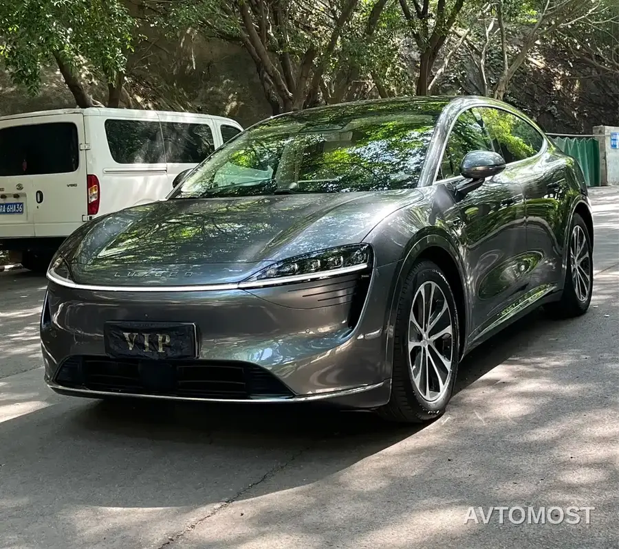 Zhijie Luxeed R7 2024 Pure Electric 667km Pro