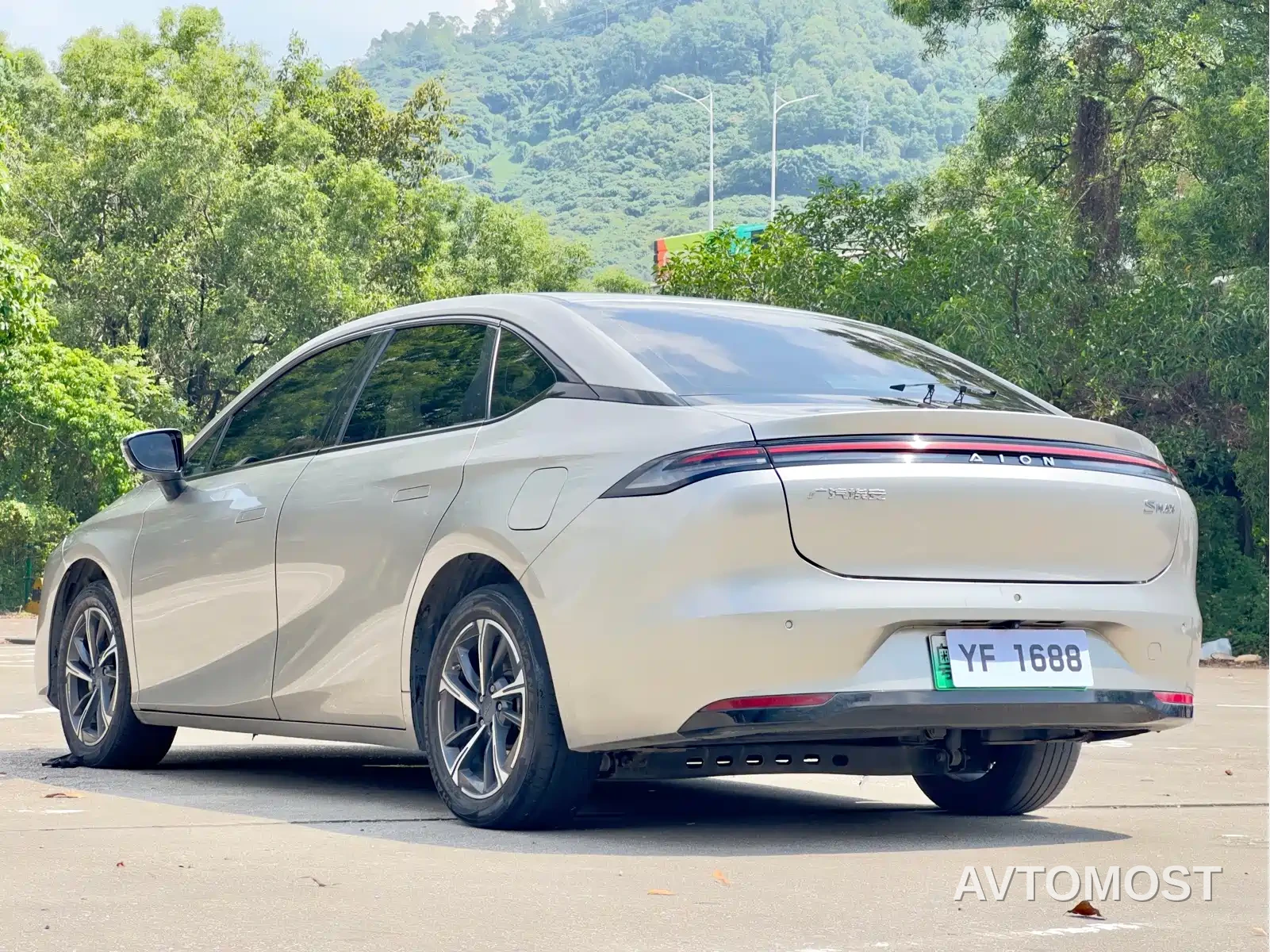 AION S MAX 2024 70 Stellar Edition 54.6kWh — фото 7