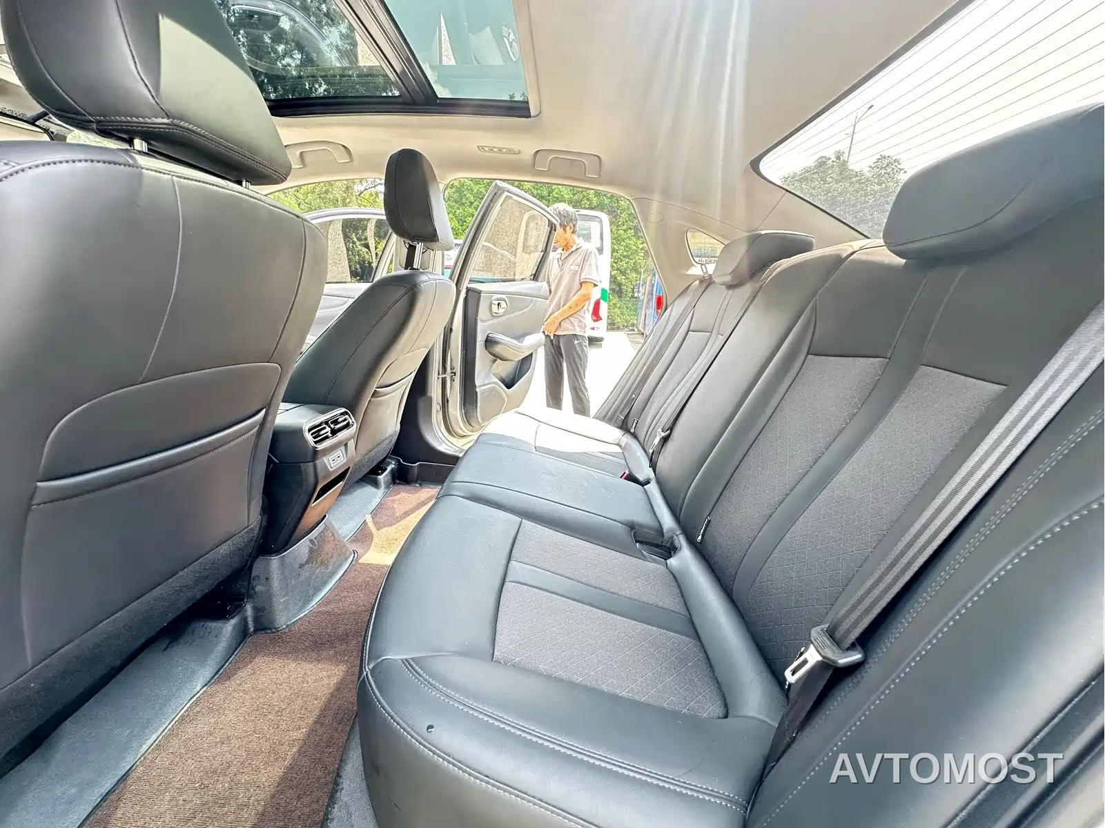 AION S MAX 2024 70 Stellar Edition 54.6kWh — фото 14