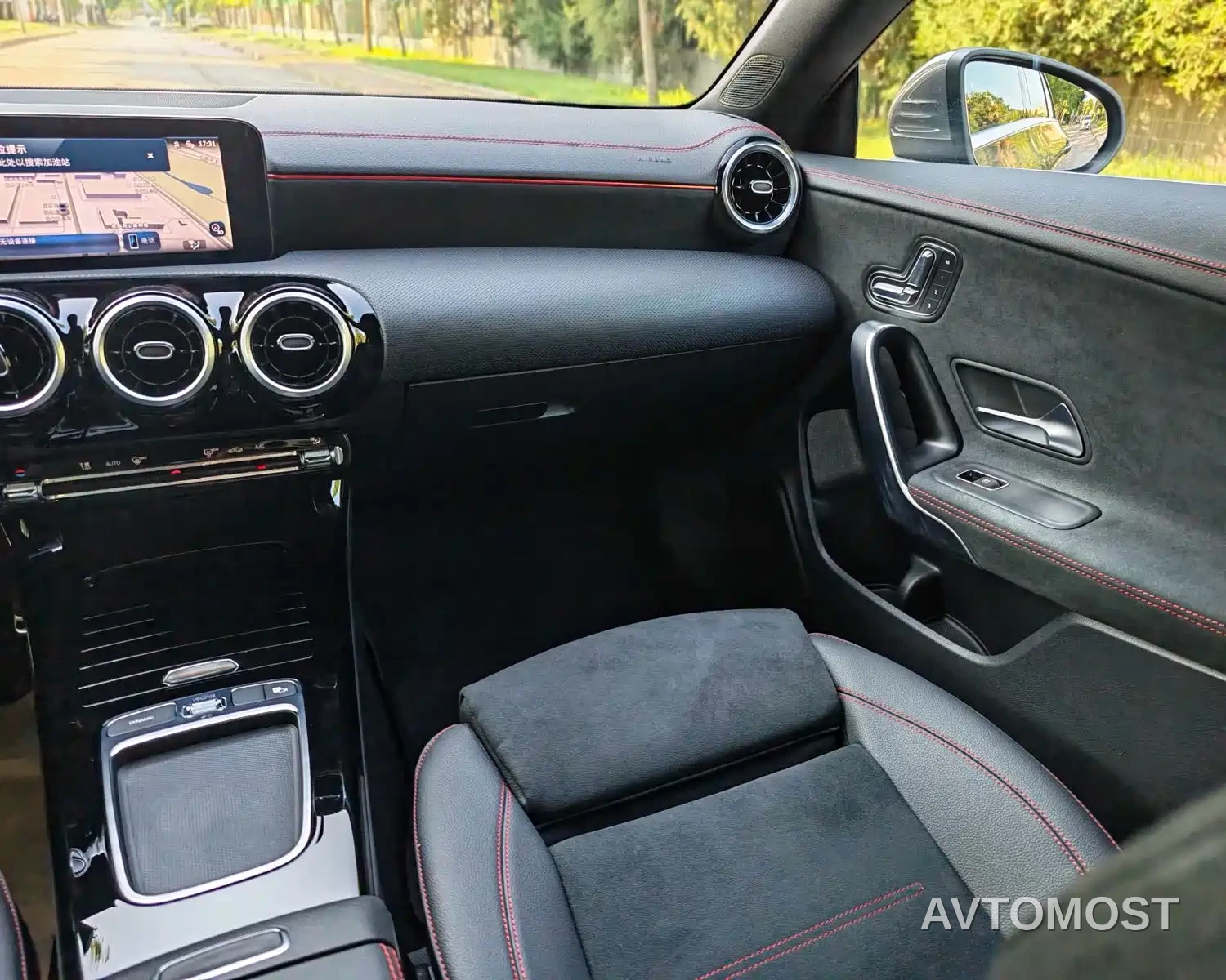 Mercedes-Benz CLA (Import) 2024 CLA 200 Shooting Brake — фото 13