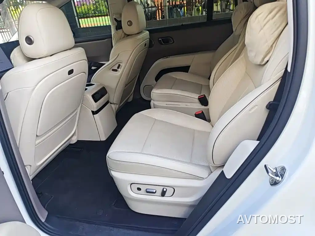 Li i8 2025 Standard Edition — фото 16