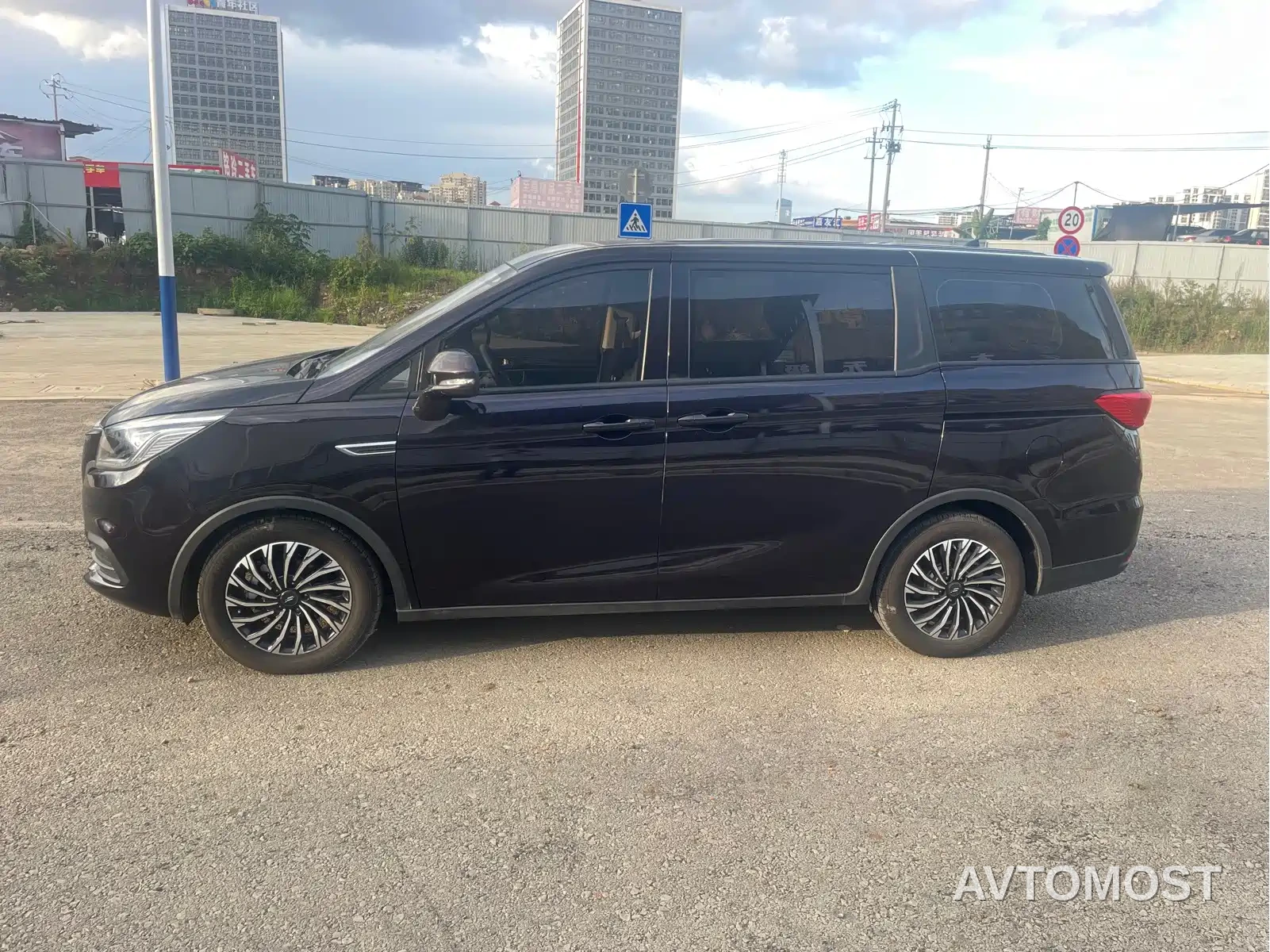 Changan Oushang Kosai EV 2020 Leading Style — фото 4
