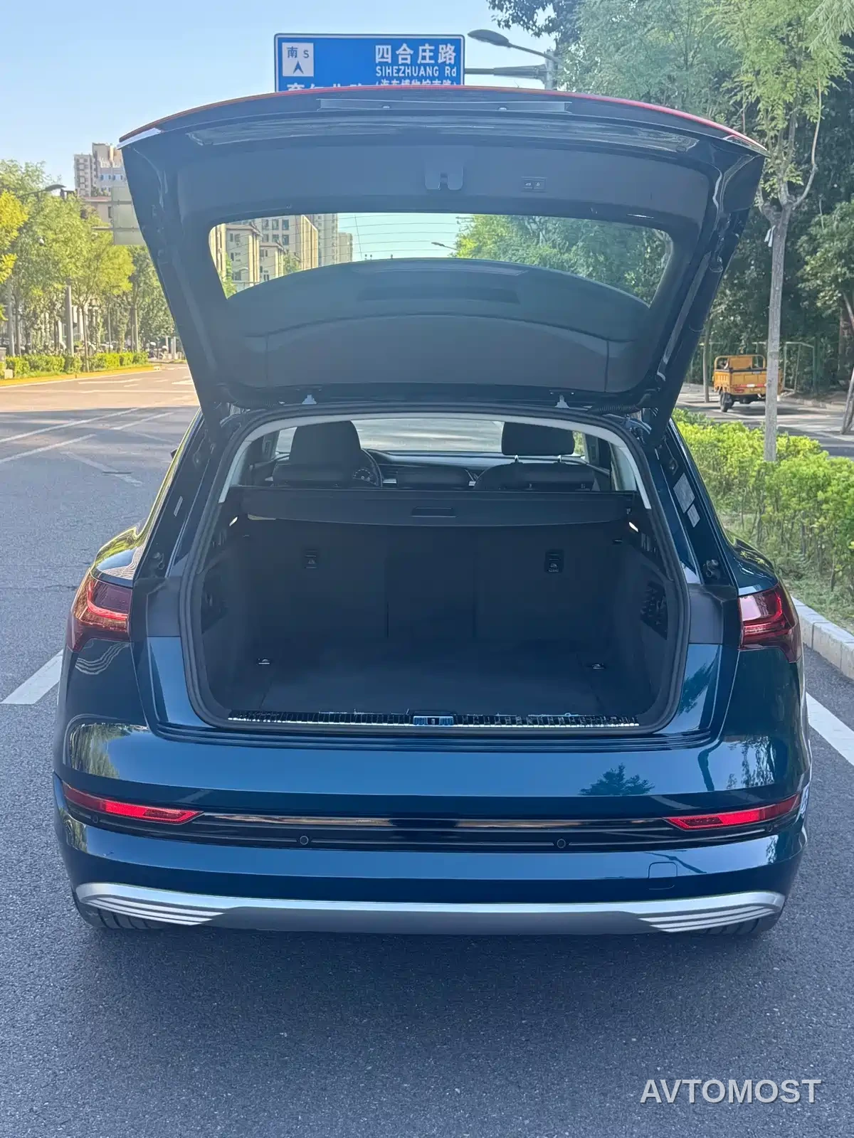 Audi e-tron (Import) 2019 55 quattro Fashion — фото 7