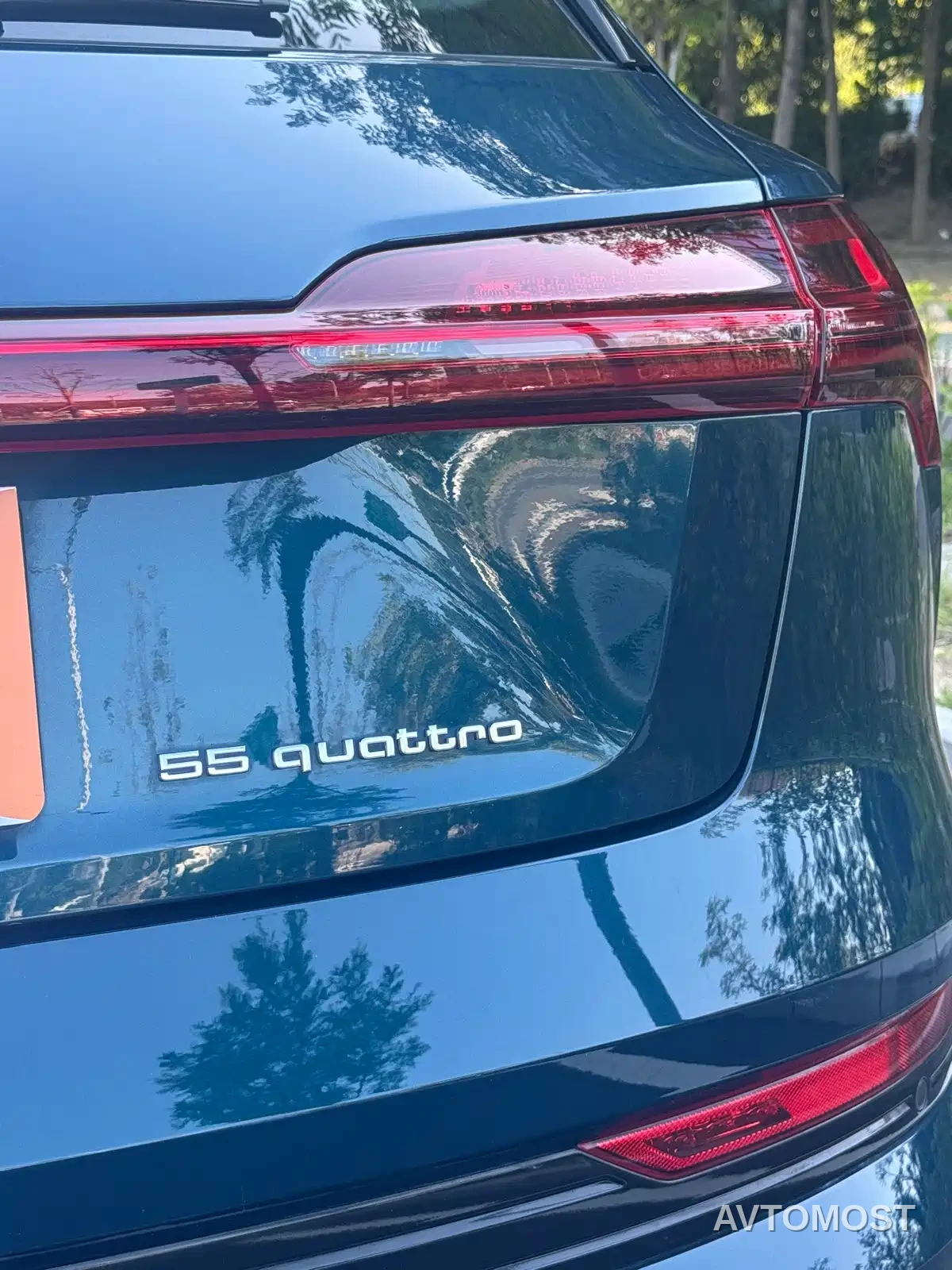 Audi e-tron (Import) 2019 55 quattro Fashion — фото 8