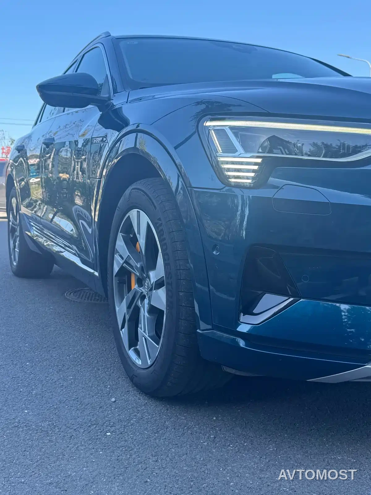 Audi e-tron (Import) 2019 55 quattro Fashion — фото 11