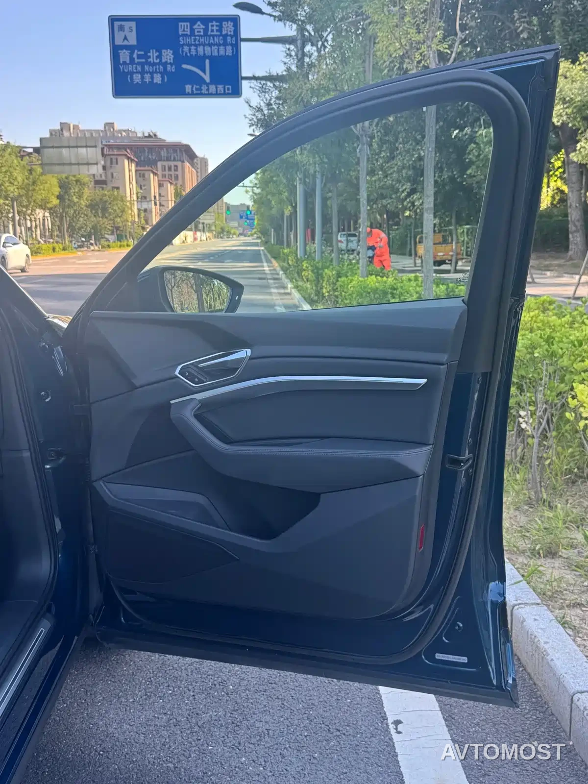 Audi e-tron (Import) 2019 55 quattro Fashion — фото 18