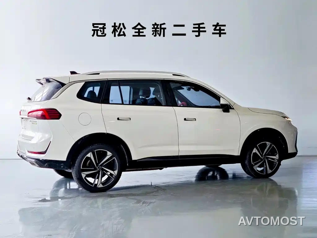 Roewe RX5 eMAX 2022 1.5T PHEV Fearless Honor Edition — фото 3