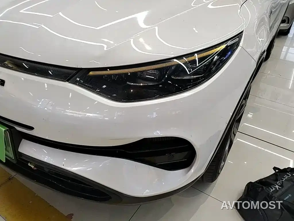 Denza X 2020 PHEV Sport Edition — фото 20