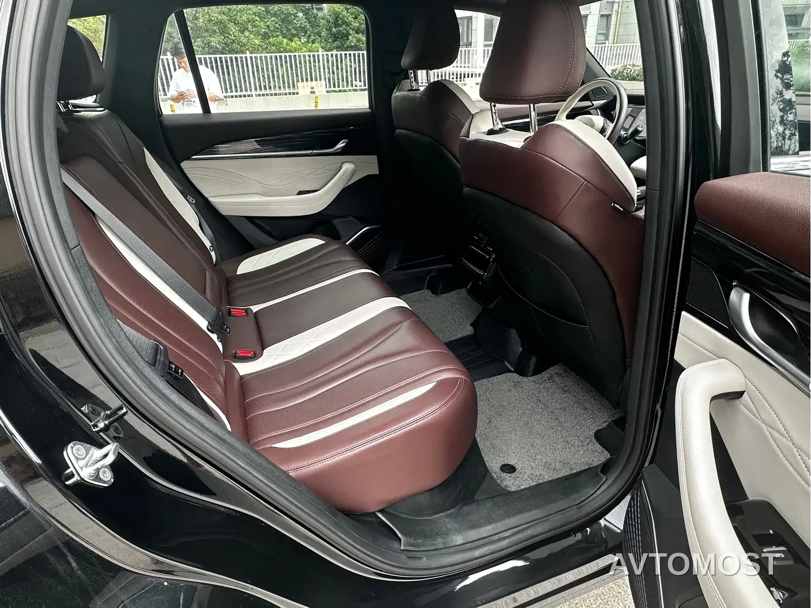 Geely Xingyue L 2021 2.0TD DCT EVO FWD Comfort — фото 8