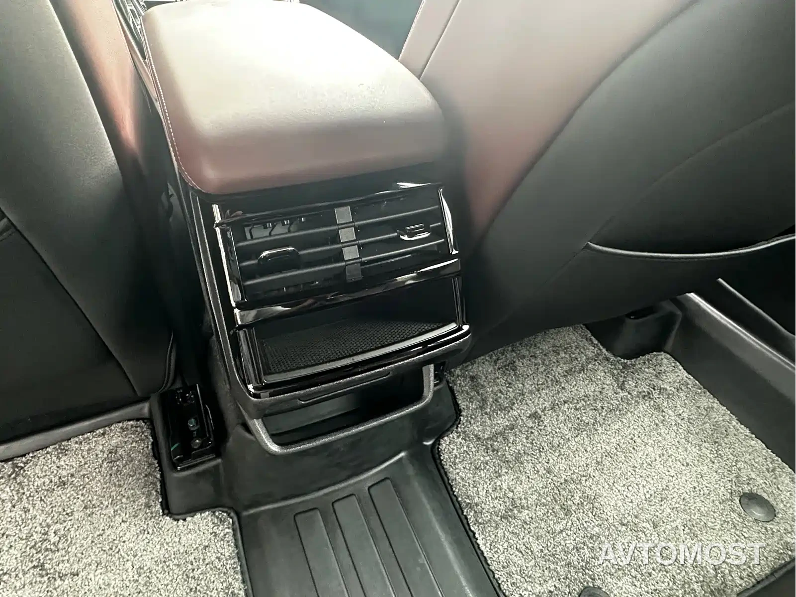 Geely Xingyue L 2021 2.0TD DCT EVO FWD Comfort — фото 11
