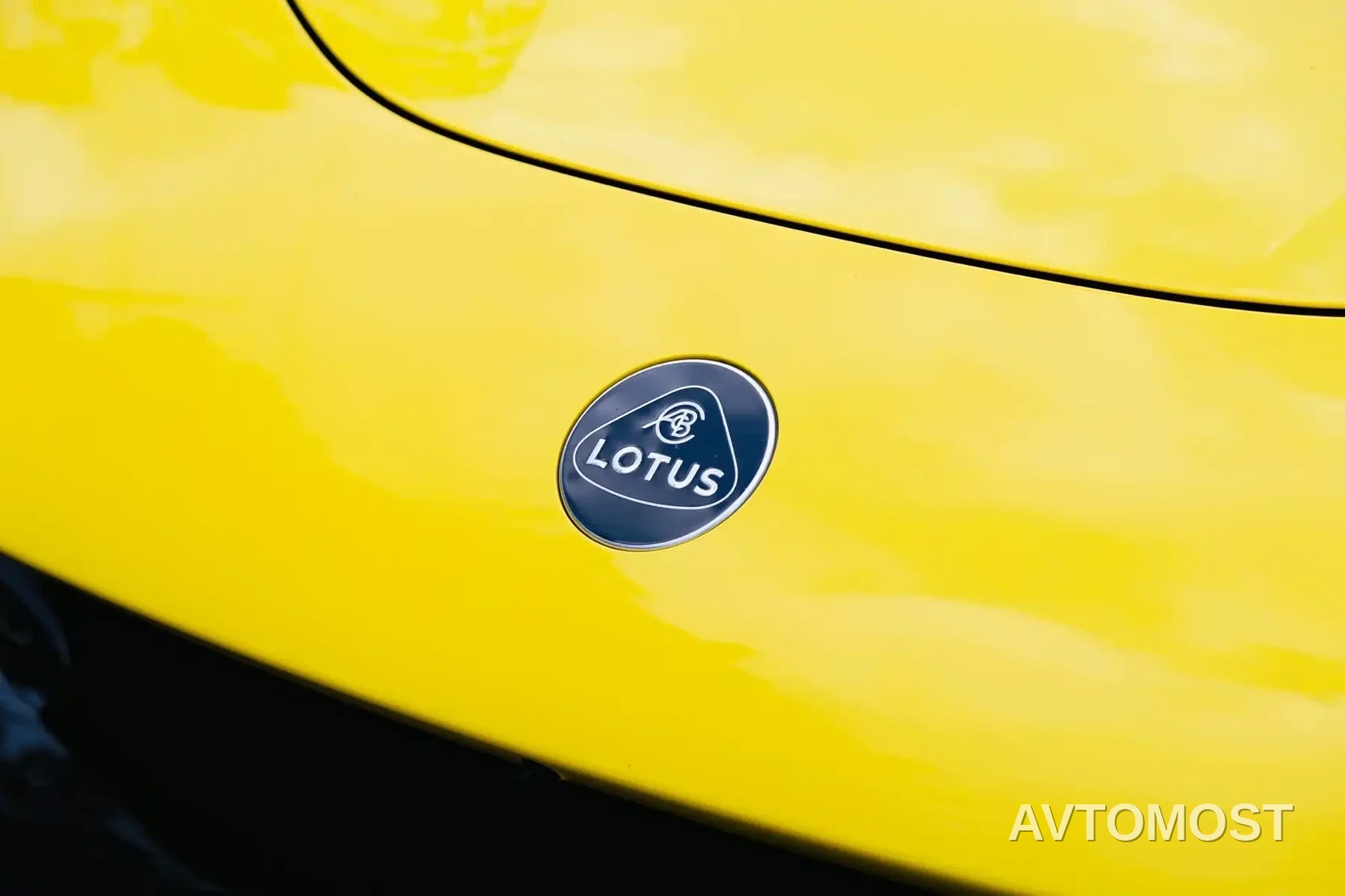 Lotus FOR ME 2026 Base Model 5-Seater — фото 8