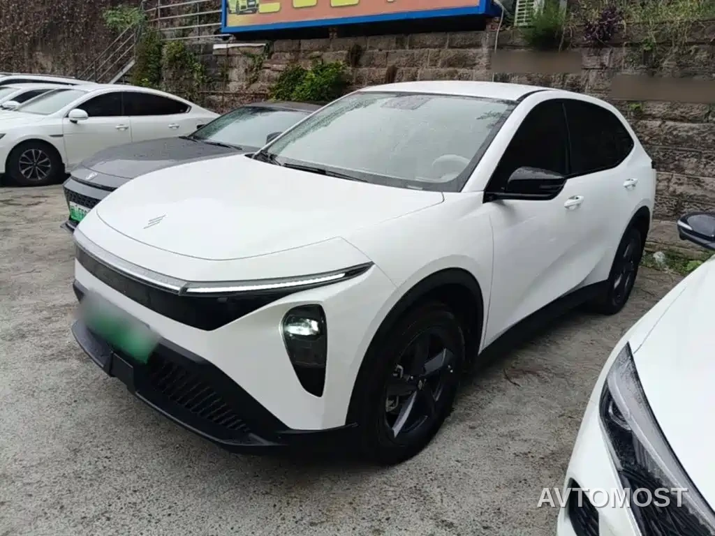 JMCG New Energy Yichi 05S 2025 500 Premium Edition — фото 1