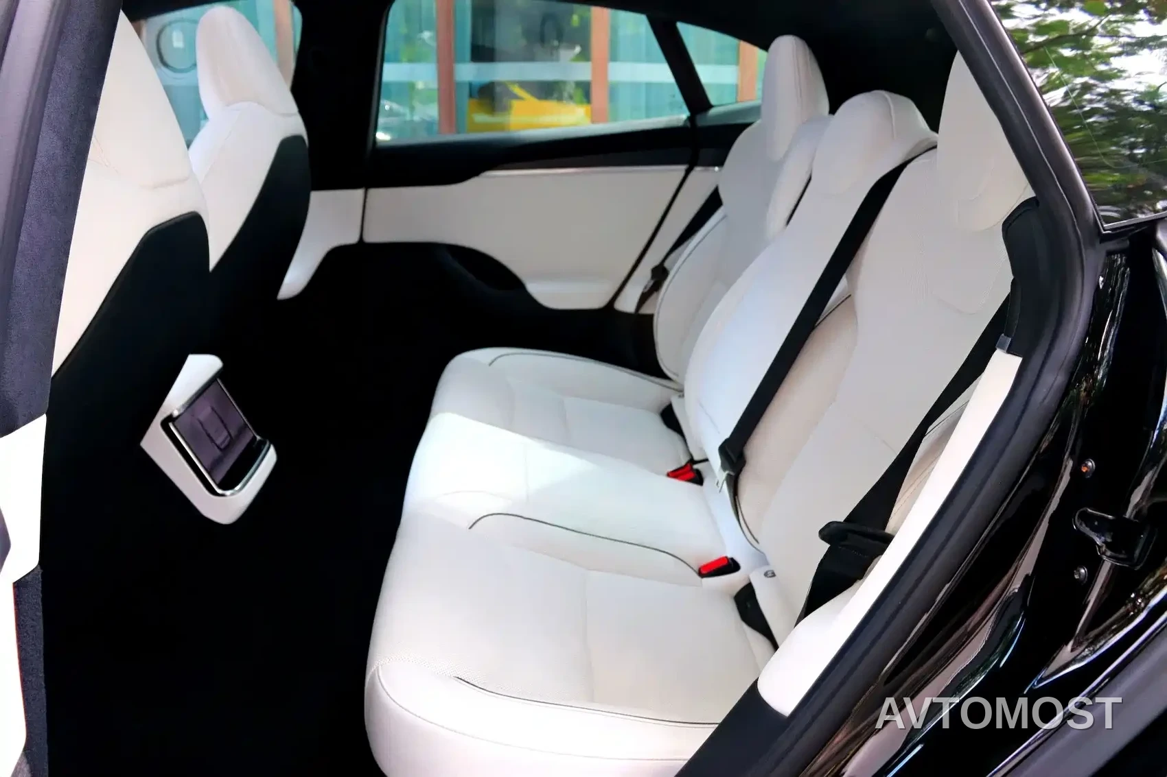 Tesla Model S 2023 Tri-motor AWD Plaid — фото 7