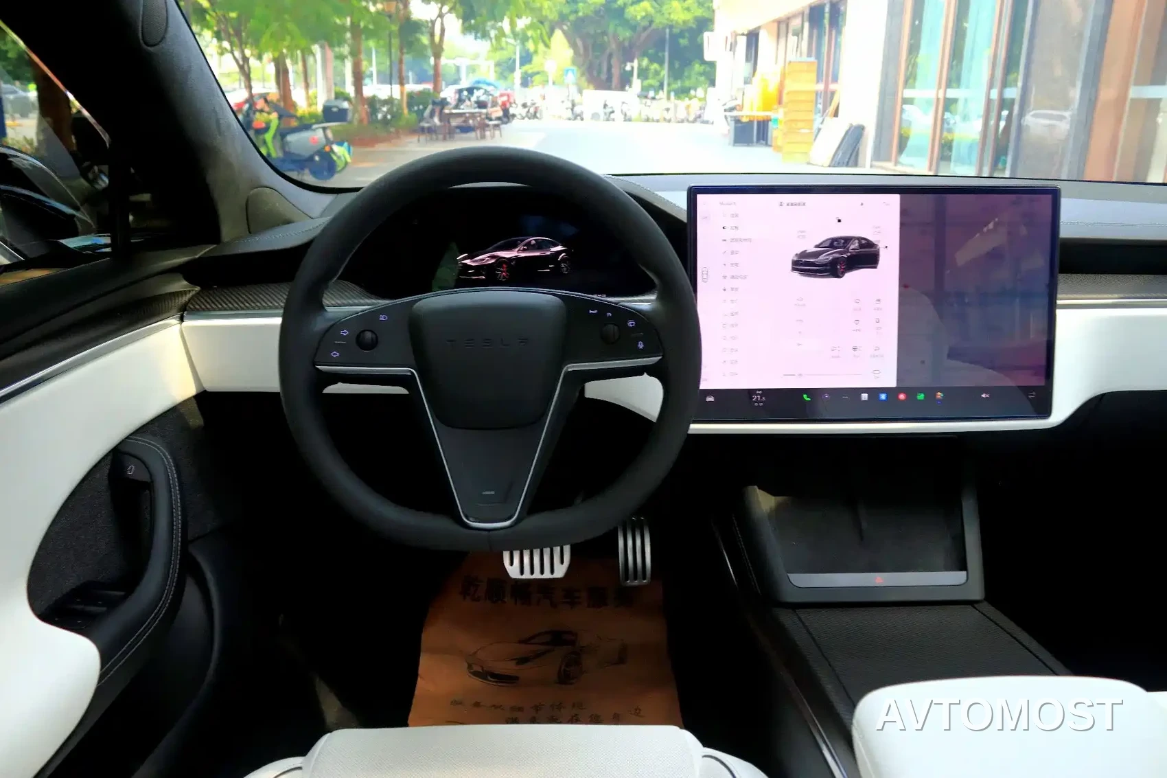 Tesla Model S 2023 Tri-motor AWD Plaid — фото 10