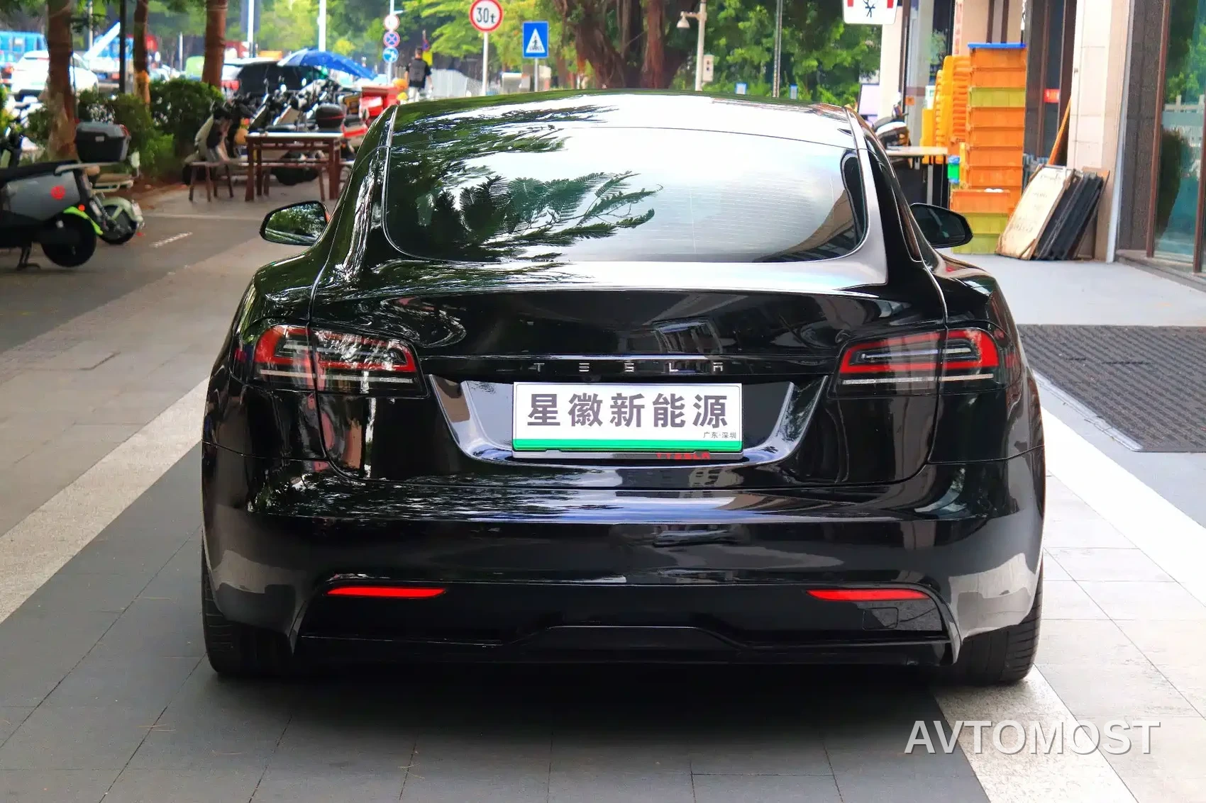 Tesla Model S 2023 Tri-motor AWD Plaid — фото 20