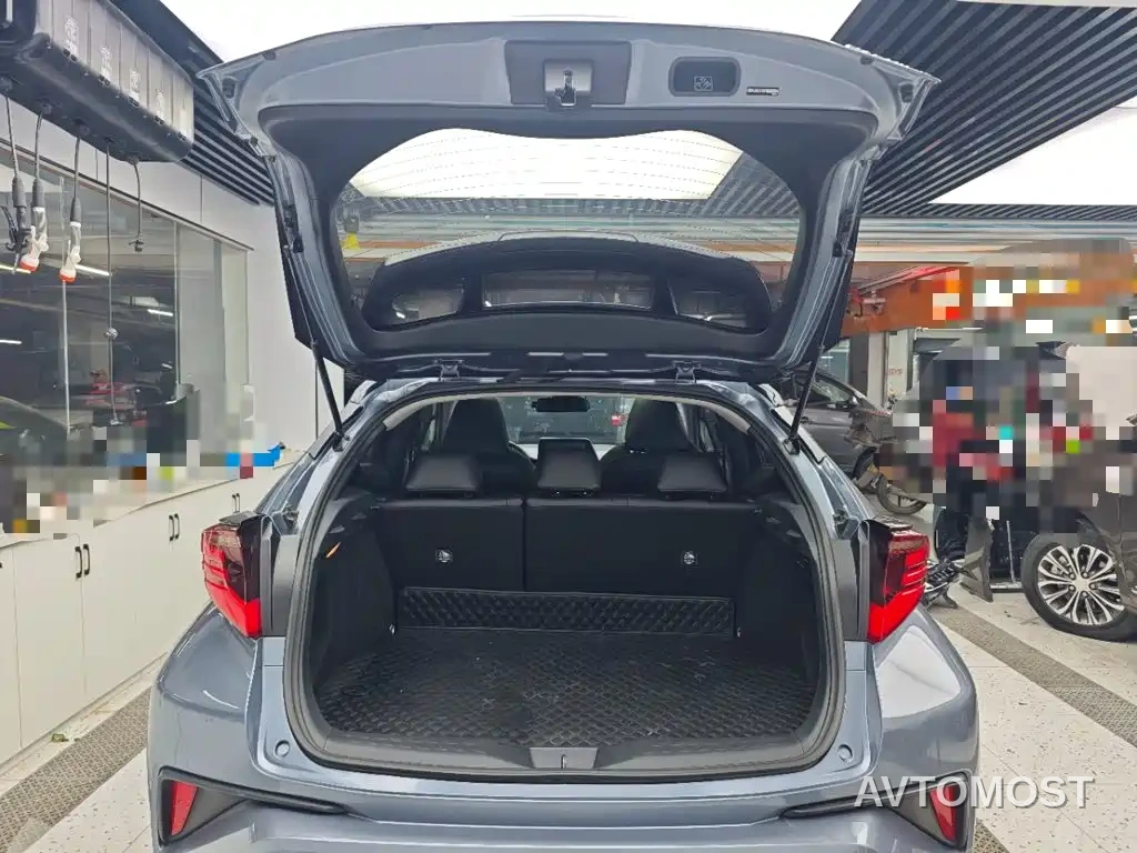 Toyota C-HR 2021 Dual Engine 2.0L E-CVT Luxury Edition — фото 13
