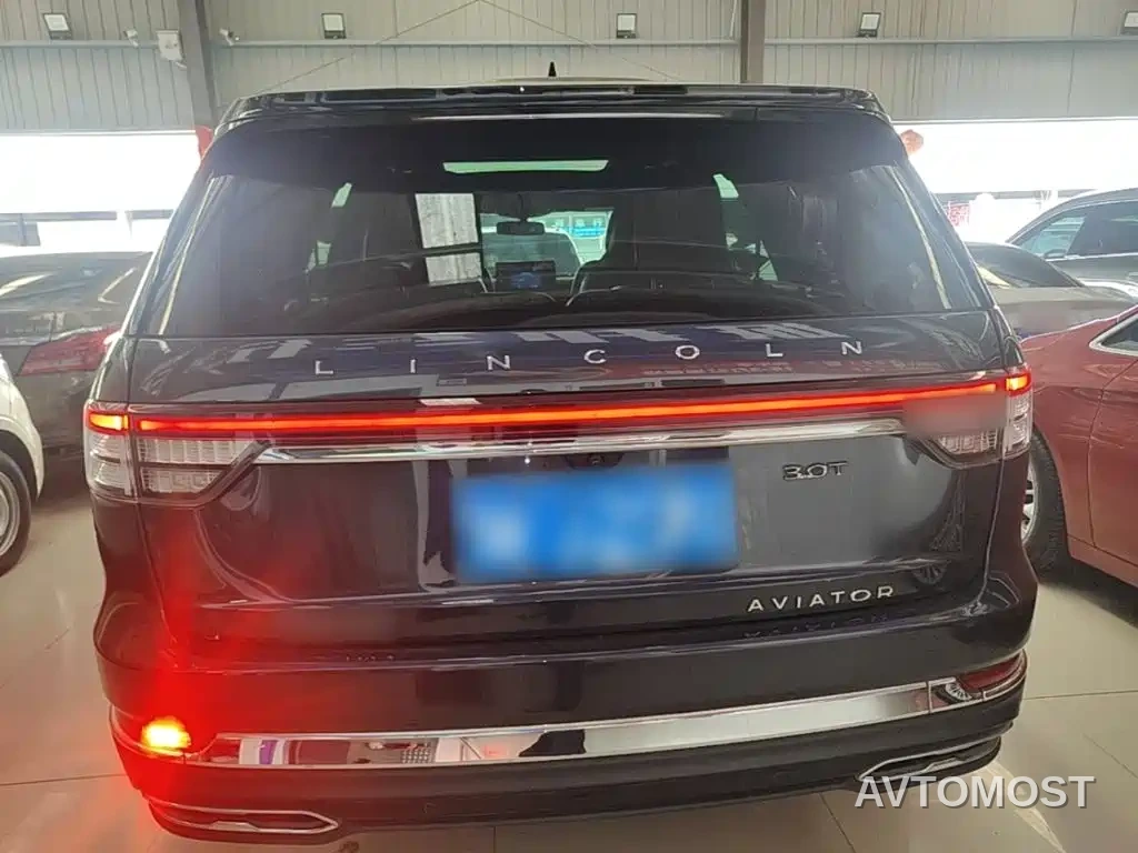 Lincoln Aviator 2022 3.0T V6 AWD Executive Edition — фото 4