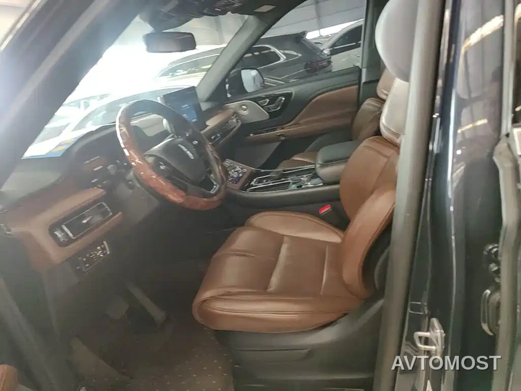 Lincoln Aviator 2022 3.0T V6 AWD Executive Edition — фото 12