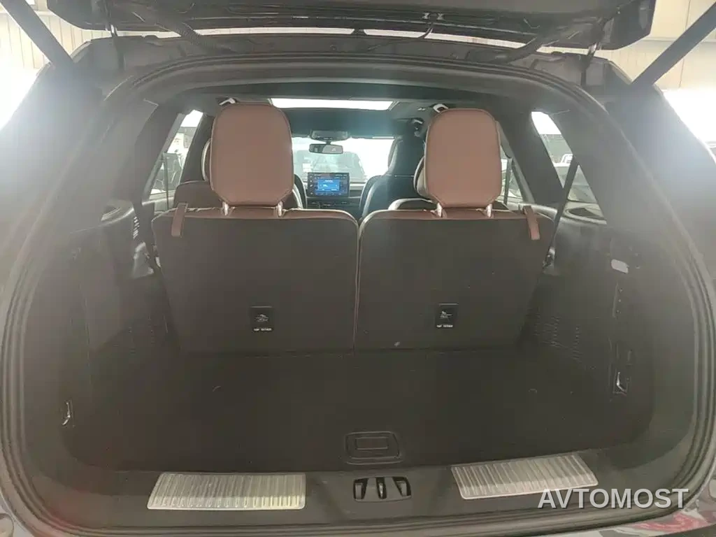 Lincoln Aviator 2022 3.0T V6 AWD Executive Edition — фото 16