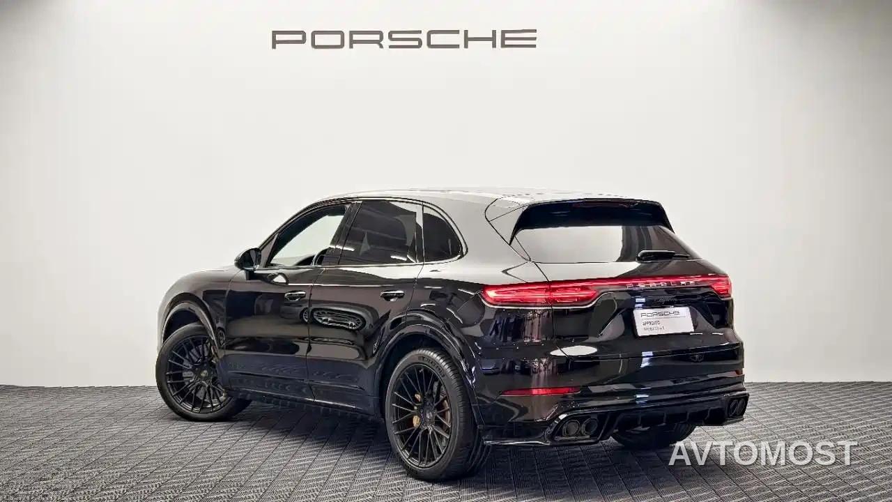 Porsche Cayenne — фото 5