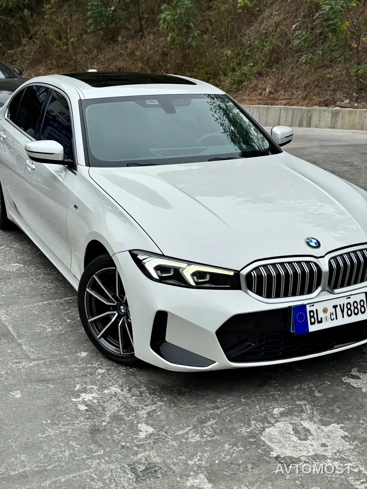 BMW 3 Series 2023 320Li M Sport Package — фото 8