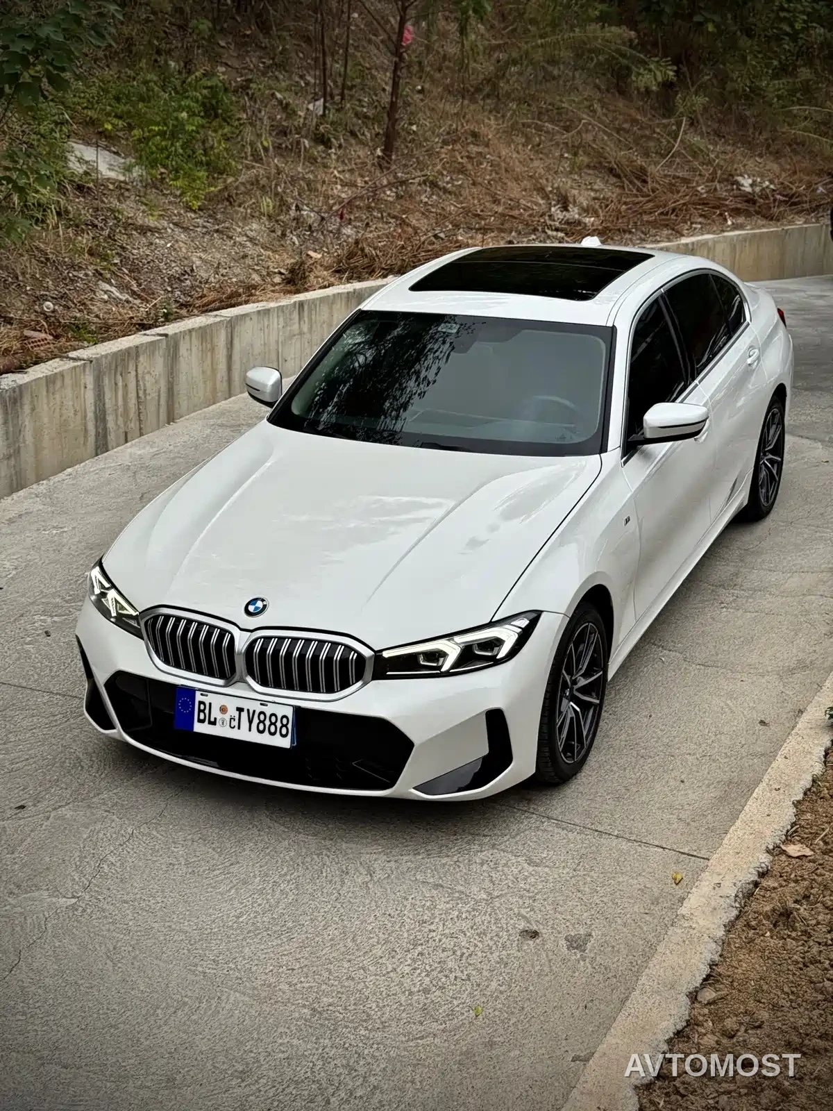 BMW 3 Series 2023 320Li M Sport Package — фото 37