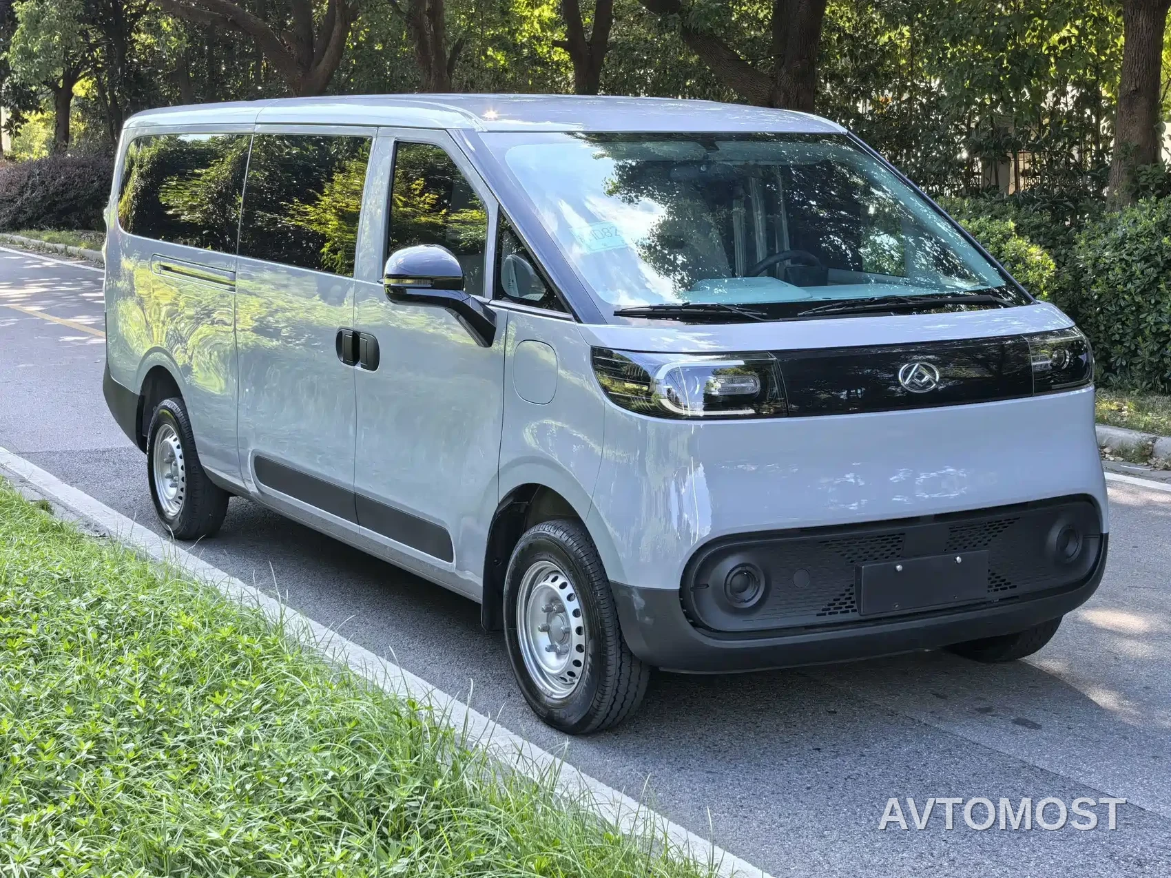 SAIC Maxus Dana V1L 2026 Low Roof Multi-function Version (62kWh) — фото 3