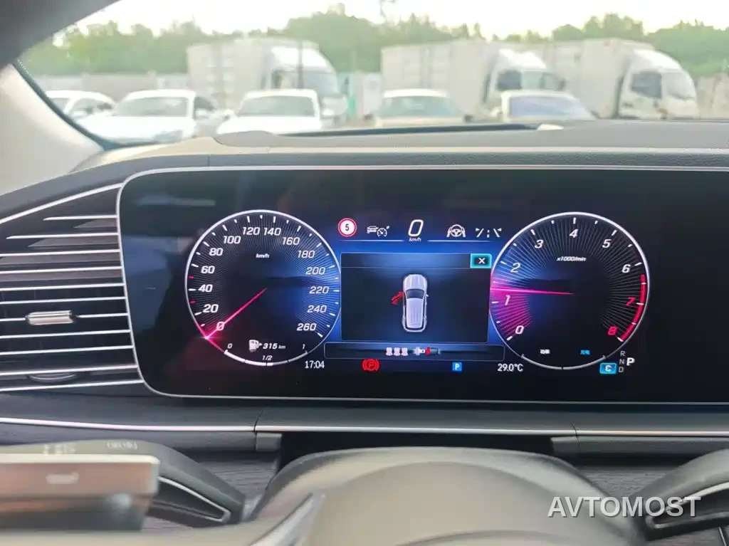 Mercedes-Benz GLE 2024 GLE 450 4MATIC Luxury — фото 7