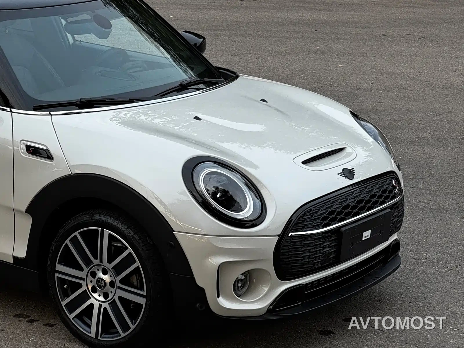 MINI CLUBMAN 2023 Facelift 2.0T COOPER S Connoisseur — фото 2