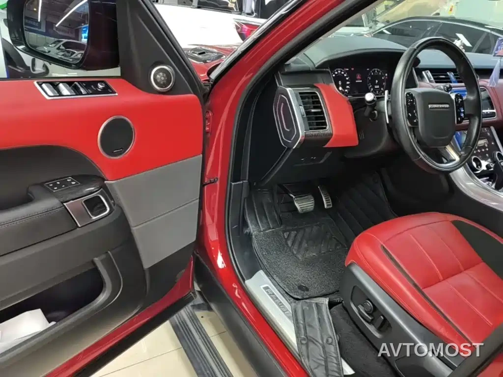 Land Rover Range Rover Sport 2021 3.0 L6 Gloss Black Edition — фото 15
