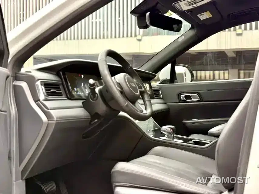 Li ONE 2020 Extended Range 6-seater — фото 1