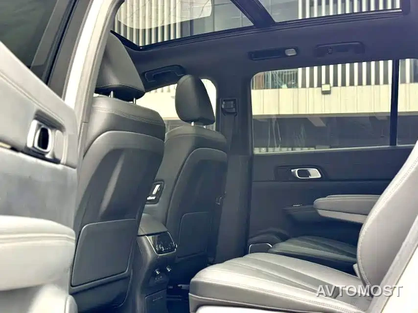 Li ONE 2020 Extended Range 6-seater — фото 4