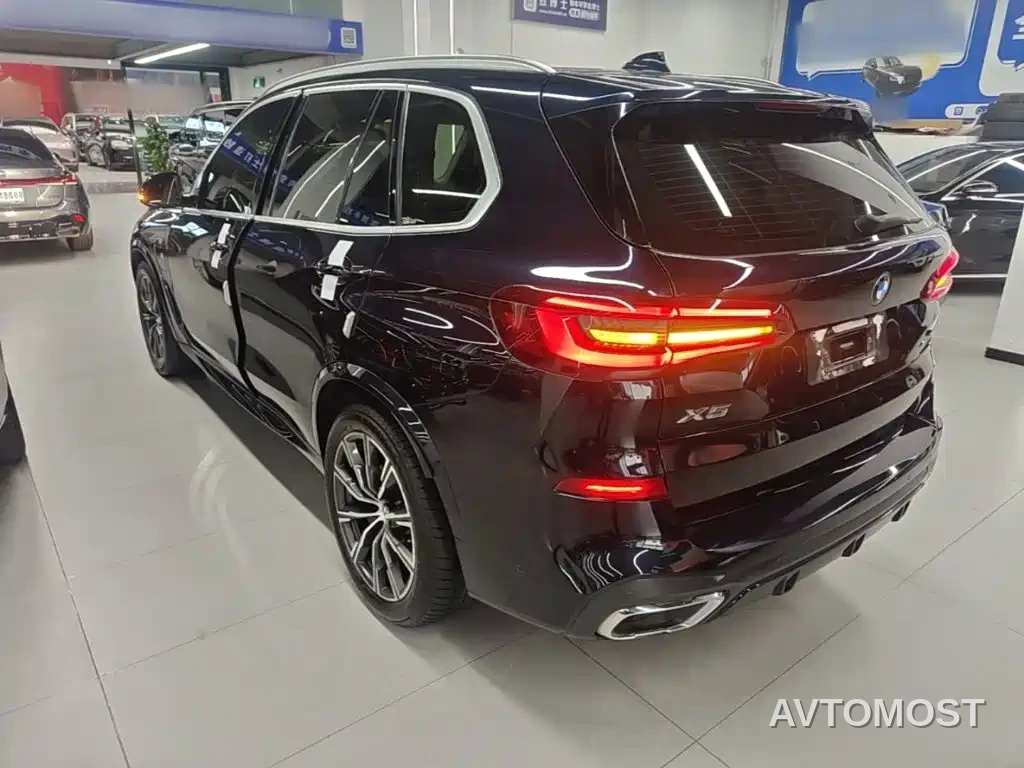 BMW X5 New Energy(Imported) 2021 xDrive45e M Sport Package — фото 3