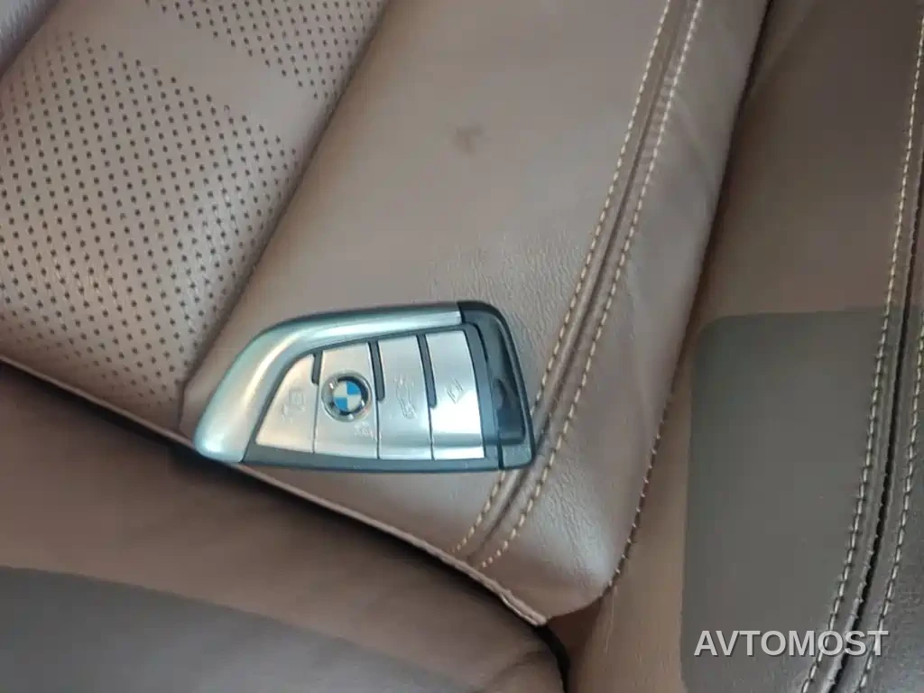 BMW X5 New Energy(Imported) 2021 xDrive45e M Sport Package — фото 7
