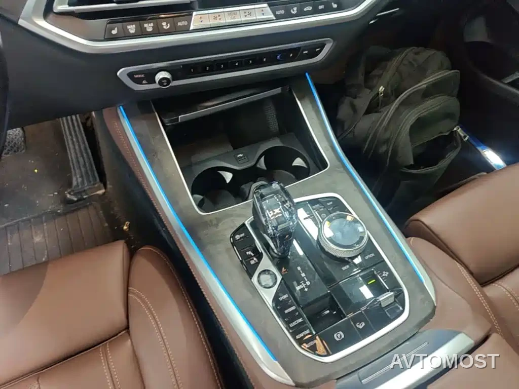 BMW X5 New Energy(Imported) 2021 xDrive45e M Sport Package — фото 12